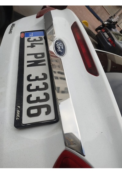 Ford Focus 3 Sedan 2012 2017 Bagaj Çıtası Paslanmaz Çelik Krom