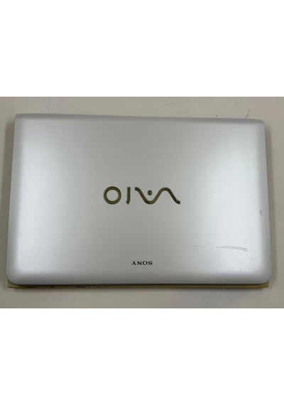 Sony Vaio SVF152C29W i3-3110M 8 GB 128 GB SSD 15.6" Dizüstü Bilgisayar (Outlet)