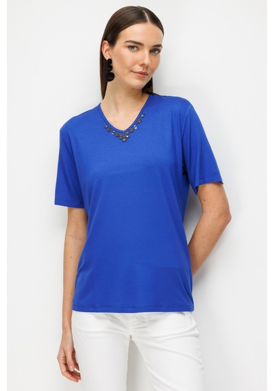 Kadın V Yaka Yakası Nakış İşlemeli Penye T-shirt Saks Saks