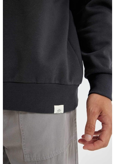 DeFacto Oversize Geniş Kalıp Bisiklet Yaka Kalın Basic Düz Sweatshirt T5139AZ24AUAR191 DeFacto Oversize Geniş Kalıp Bisiklet Yaka Kalın Basic Düz Sweatshirt T5139AZ24AUAR191