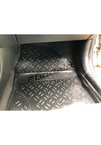 Hyundai İ20 2009-2014 3d Kauçuk Kokusuz Havuzlu Paspas