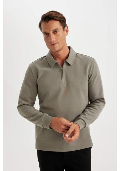 DeFacto Regular Fit Polo Yaka Yarım Fermuarlı Basic Düz Sweatshirt D2279AX24AUGR308