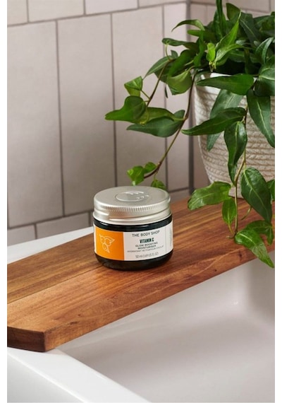 The Body Shop Vitamin C Canlandırıcı Gündüz Kremi 50 Ml