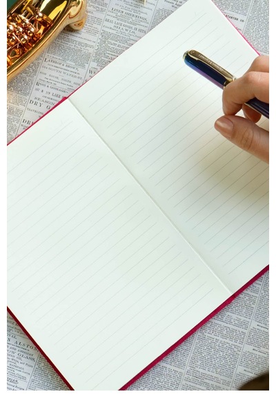 Diamont- Sert Kapak Defter A5 , 100 Gr. 80 Yap. Ivory. Çiz..altın Altın