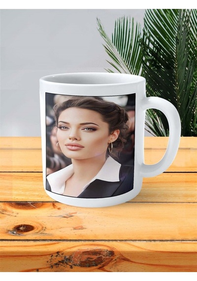 Angelina Jolie Baskılı Kupa Bardak Kişiye Özel Desen 1 Çok Renkli