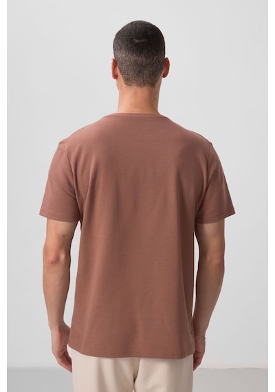 Tommylife Kahverengi Yüzeyi Dokulu Rahat Form Basic Erkek T-shirt - 88436 Kahverengi