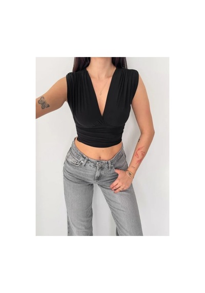 Butik İstanbul Vatkalı Kolsuz V Yaka Drapeli Crop Bluz Likralı Fit - Siyah
