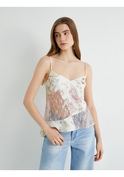 Koton Askılı Çiçekli Bluz Dantel Detaylı V Yaka Slim Fit Ekru Desenli 4sal30051ıw