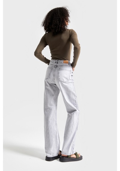 Itsbasic Kadın Gri Renk Doris Straight Fit %100 Koton Denim Jean