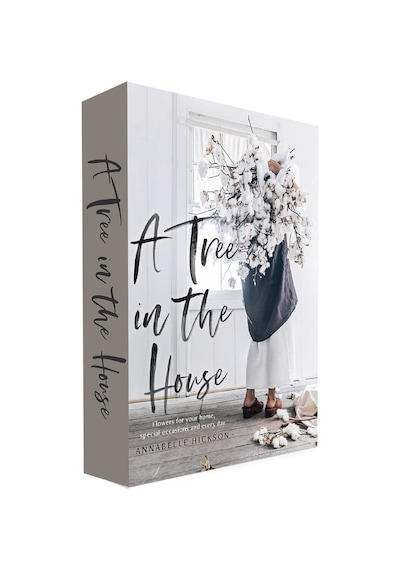 092 A Tree In The House Dekoratif Kitap Kutusu