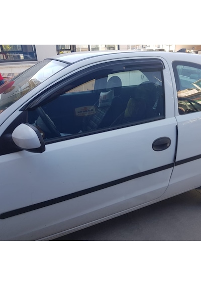 Corsa C Van Mügen Cam Rüzgarlığı 2000-2006 Arası Ön İki Camlar