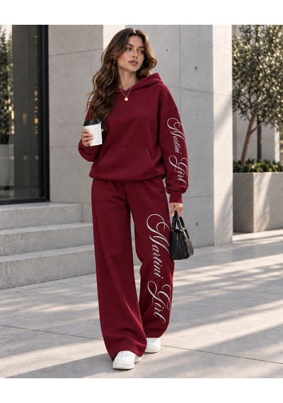 Macklin Unisex Kadın Erkek Martini Girl Kol Paça Baskılı Oversize 3 İplik Kapüşonlu Sweatshirt Ve Baggy Eşofman Altı Bordo Macklin Unisex Kadın Erkek Martini Girl Kol Paça Baskılı Oversize 3 İplik Kapüşonlu Sweatshirt Ve Baggy Eşofman Altı Bordo