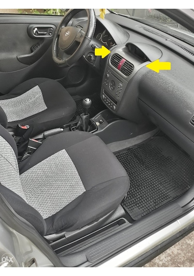 Opel Corsa C 2000-2006 / Combo C 2001-2011 Kısa Tip Havalandırma Izgara Çerçevesi Siyah