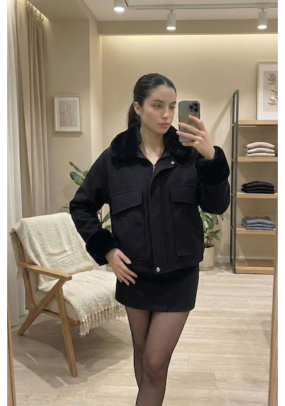 Kadın Ceket Relax Fit Kürklü Kol Ve Yaka Detaylı Günlük Kadın Ceket Siyah