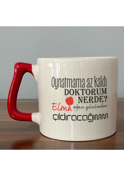 Oynatmama Az Kaldı Doktorum Nerede Baskılı Kırmızı Kulplu D Kupa