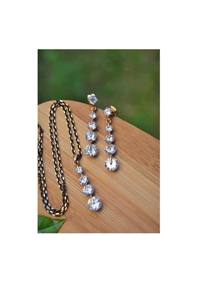 Stoneage Rf03404 Dört Taş Zarif Zirkon Kadın Küpe Ve Kolye Set Diğer