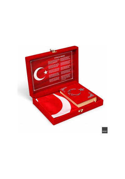 Furkan Hediyelik Türk Bayraklı Kutulu Ay Yıldızlı Kadife Kuranı Kerim Seti