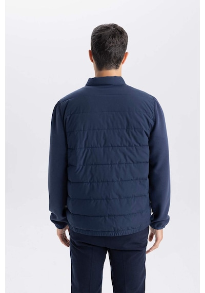 DeFacto Slim Fit Dar Kesim Dik Yaka Lastikli ve Fermuarlı Su Geçirmez Mont D7532AX25SPNV147
