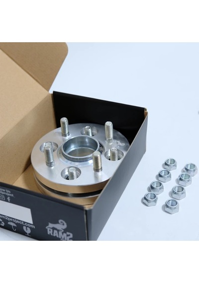 Ram2 Project 4x108 63,4 15mm Silver Spacer