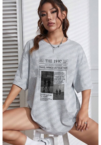 Unisex The 1997 Travel Baskılı T-shirt Gri