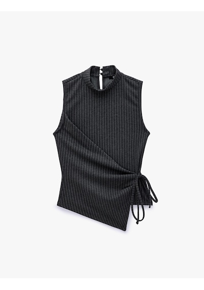 Koton Slim Fit Bağlama Detaylı Kruvaze Çizgili Dik Yaka Kolsuz Bluz Gri Çizgili 7wak10074ek