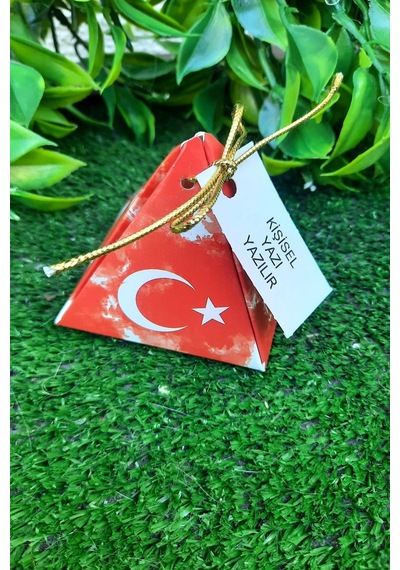 30 Adet Gold İpli Türk Bayraklı Piramit Kutu - Kına Hediyesi -