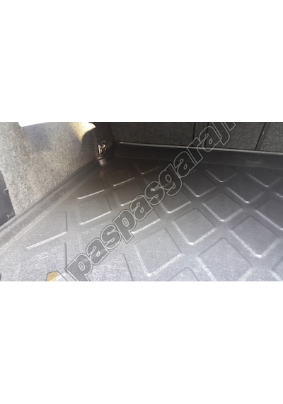 Volkswagen Passat B6 Sedan Bagaj Havuzu 2005-2010 Arası