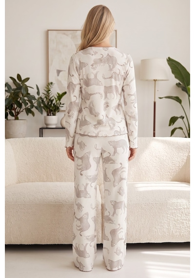 Siyah İnci Yumuşak Tuşe Kışlık Fitilli Pamuklu Örme Düğmeli Hırka Pijama Takım 8073 Kaplan Siyah İnci Yumuşak Tuşe Kışlık Fitilli Pamuklu Örme Düğmeli Hırka Pijama Takım 8073 Kaplan