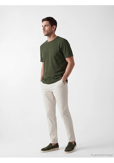 LC Waikiki Lcwaıkıkı Classic Yeşil Bisiklet Yaka Nakışlı Fitilli Erkek Tişört Dark Green LC Waikiki Lcwaıkıkı Classic Yeşil Bisiklet Yaka Nakışlı Fitilli Erkek Tişört Dark Green