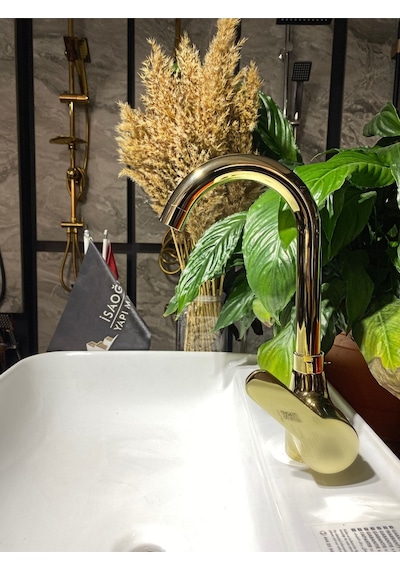 İsaoğlu Yapı Gold Lavabo Bataryası Altın Lavabo Musluğu Yüksek Model Fonksiyonel Parlak Gold Musluk Gold