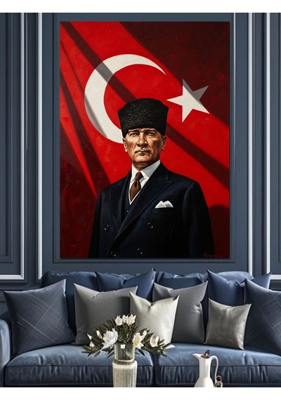 Ay Yıldızlı Bayrak Önünde Atatürk Dekoratif Kanvas - Mdf Ahşap Tablo