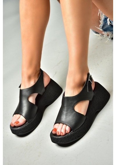 Fox Shoes S996945009 Siyah Yüksek Tabanlı Kadın Sandalet Siyah