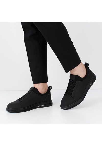 Erkek Siyah Kalın Tabanlı Mat Deri Sneaker