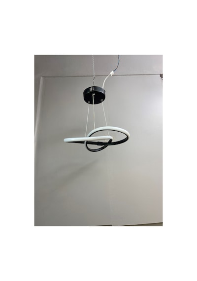 Yüksek Aydınlatmalı Kardelen Model Siyah Gövde Rengi Sarkıt Modern 3 Renk Led Avize
