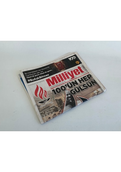 29 Ekim 2023 Milliyet Gazetesi - Cumhuriyetin İlanı 100. Yıl Gazetesi  Teşhir Ürün