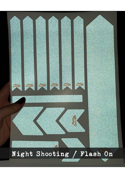 Bcy47 Reflektif Cizilmeye Dayanikli Kadro Koruyucu Sticker Seti