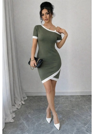 Defymoda Kadın Kısa Kollu Asimetrik Kesim Yaka Şerit Ve Aksesuar Detaylı Modal Elbise Yeşil Defymoda Kadın Kısa Kollu Asimetrik Kesim Yaka Şerit Ve Aksesuar Detaylı Modal Elbise Yeşil