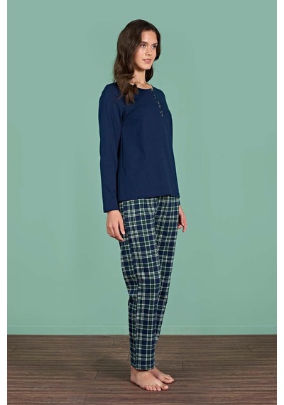 Gd Goldoremi Kadın Pamuklu Rahat Kalıp Düğmeli Ekose Desenli Uzun Kollu Pijama Takımı Lacivert Gd Goldoremi Kadın Pamuklu Rahat Kalıp Düğmeli Ekose Desenli Uzun Kollu Pijama Takımı Lacivert
