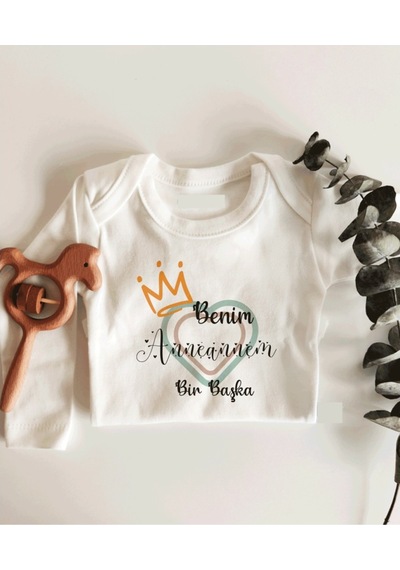 İmaj Tuğbababy Benim Anneannem Bir Başka Uzun Kol Çıtçıtlı Organik Bebek Body Beyaz