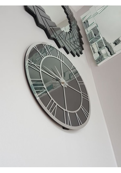 Ayna Denizi Silver Smoked Model Gümüş Füme Renk 50 CM Dekoratif Aynalı Duvar Saati Gümüş