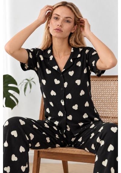 Kadın Kalpli Kısa Kollu Siyah Pijama Takımı 4825