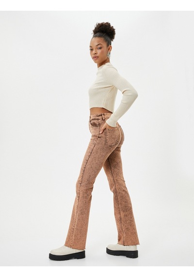 Koton Eskitilmiş Hafif İspanyol Paça Kot Pantolon Dar Kesim Standart Bel Pamuklu Cepli - Victoria Slim Jeans Kiremit 4wal40136mw 4WAL40136MW996 Kiremit Koton Eskitilmiş Hafif İspanyol Paça Kot Pantolon Dar Kesim Standart Bel Pamuklu Cepli - Victoria Slim Jeans Kiremit 4wal40136mw 4WAL40136MW996 Kiremit