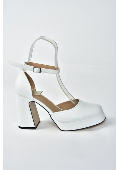 Fox Shoes Beyaz Kalın Platform Topuklu Kadın Ayakkabı M404100809