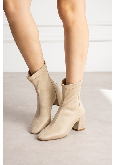 Dabab Shoes Lara Kadın Bej Süet Streç Küt Burun Fermuarlı 6 Cm Kalın Topuklu Bot Bootie