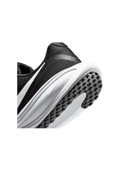 Nike Revolution 8 Erkek Spor Ayakkabı Siyah - Beyaz