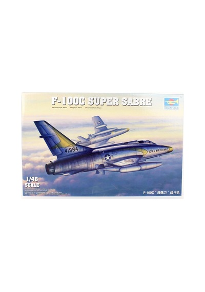 1/48 F-100c Super Sabre Savaş Uçağı Maketi, Trumpeter 02838