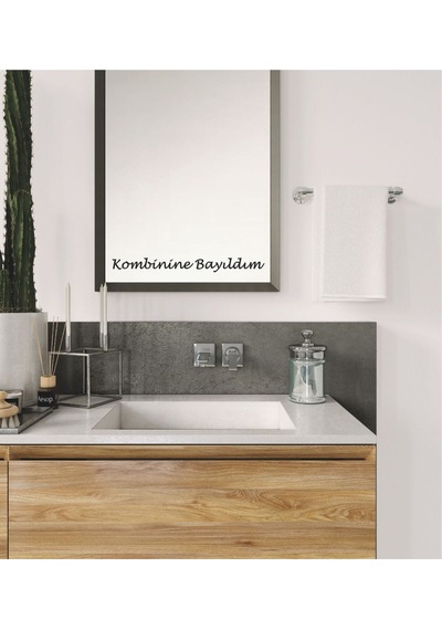 Ayna Dekorasyon Sticker- Kombinine Bayıldım 40x4cm