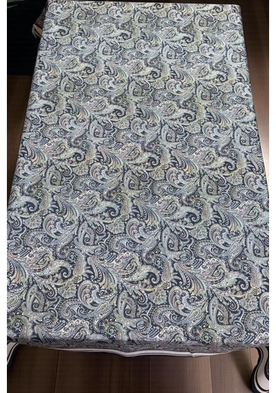 Nevra Dertsiz Masa Örtüsü 140x180 Cm Lacivert