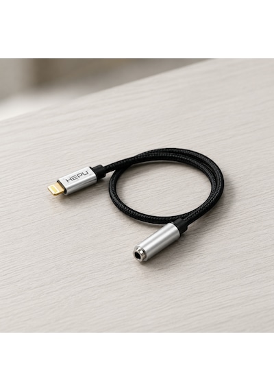 Hepu HP-19 iOS AUX Dönüştürücü – Lightning Girişli iPhone & iPad için Ses Adaptörü (30 cm)