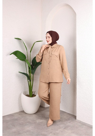 Hira Life Fashion Kadın Çift Cepli Önü Bağlamalı Düğmeli Tunik Pantolon Tessetür İkili Takım Vizon Vizon Hira Life Fashion Kadın Çift Cepli Önü Bağlamalı Düğmeli Tunik Pantolon Tessetür İkili Takım Vizon Vizon